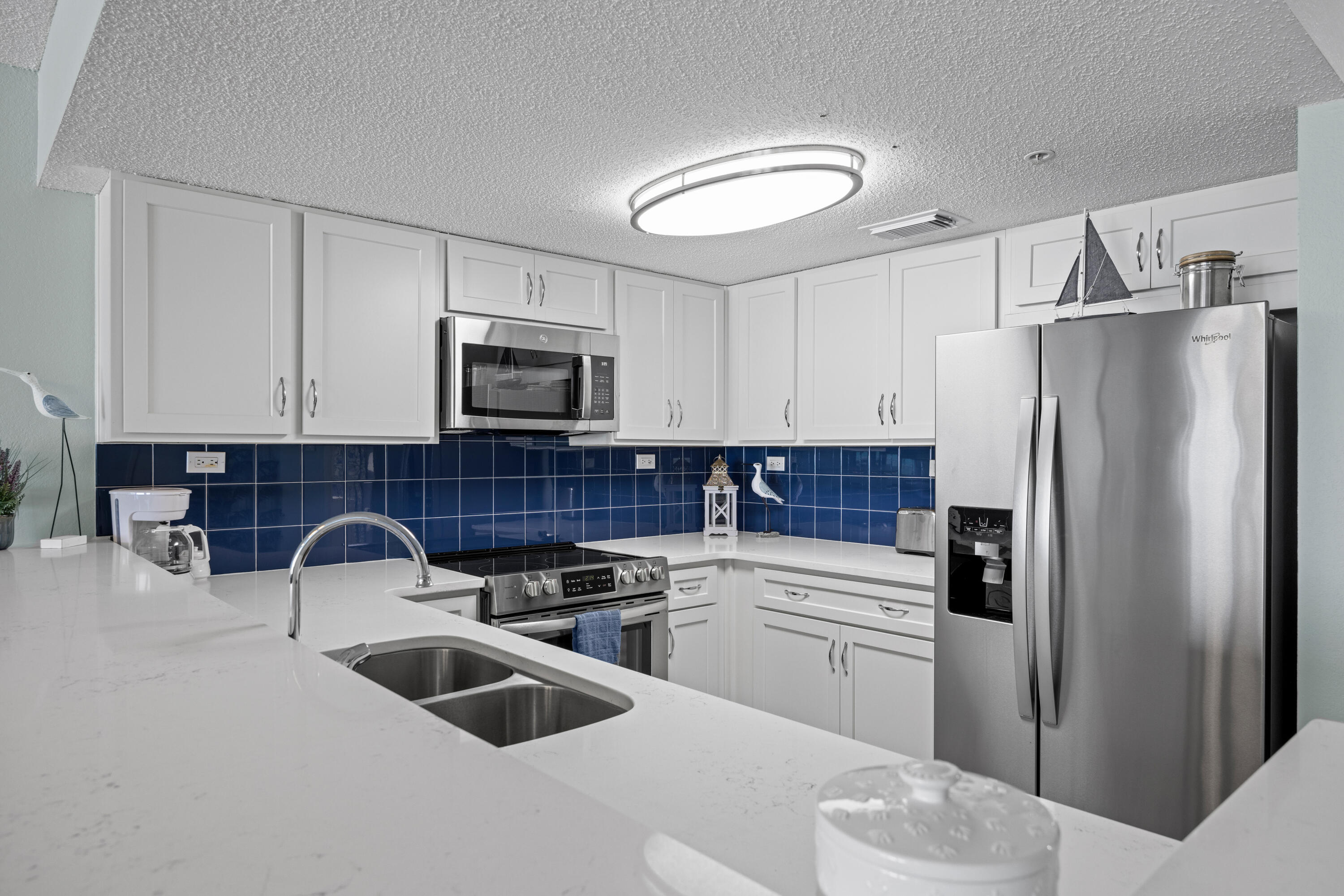 ISLANDER BEACH RESORT CONDO - Residential