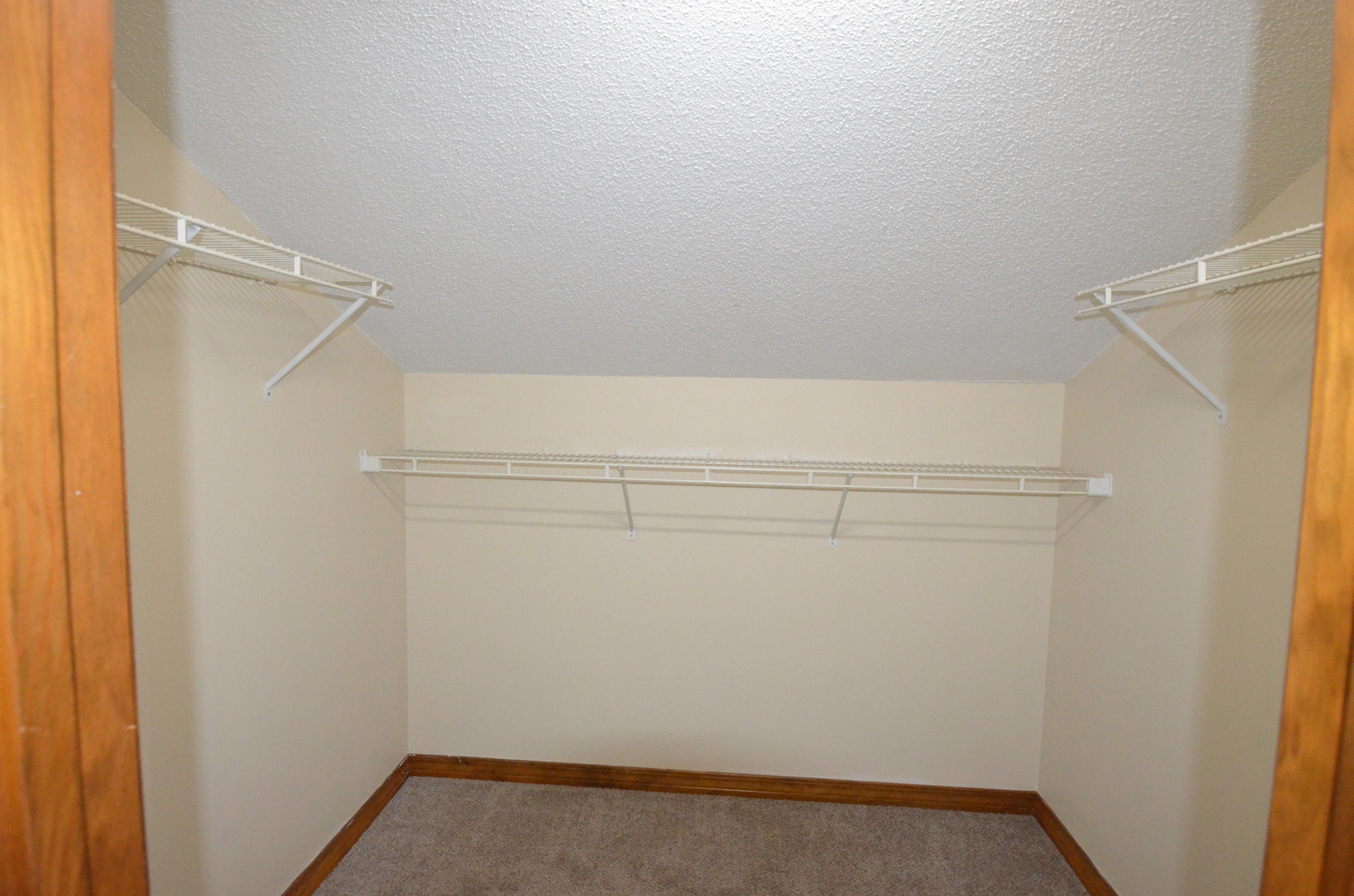 BROWNSVILLE STATION - Residential Lease