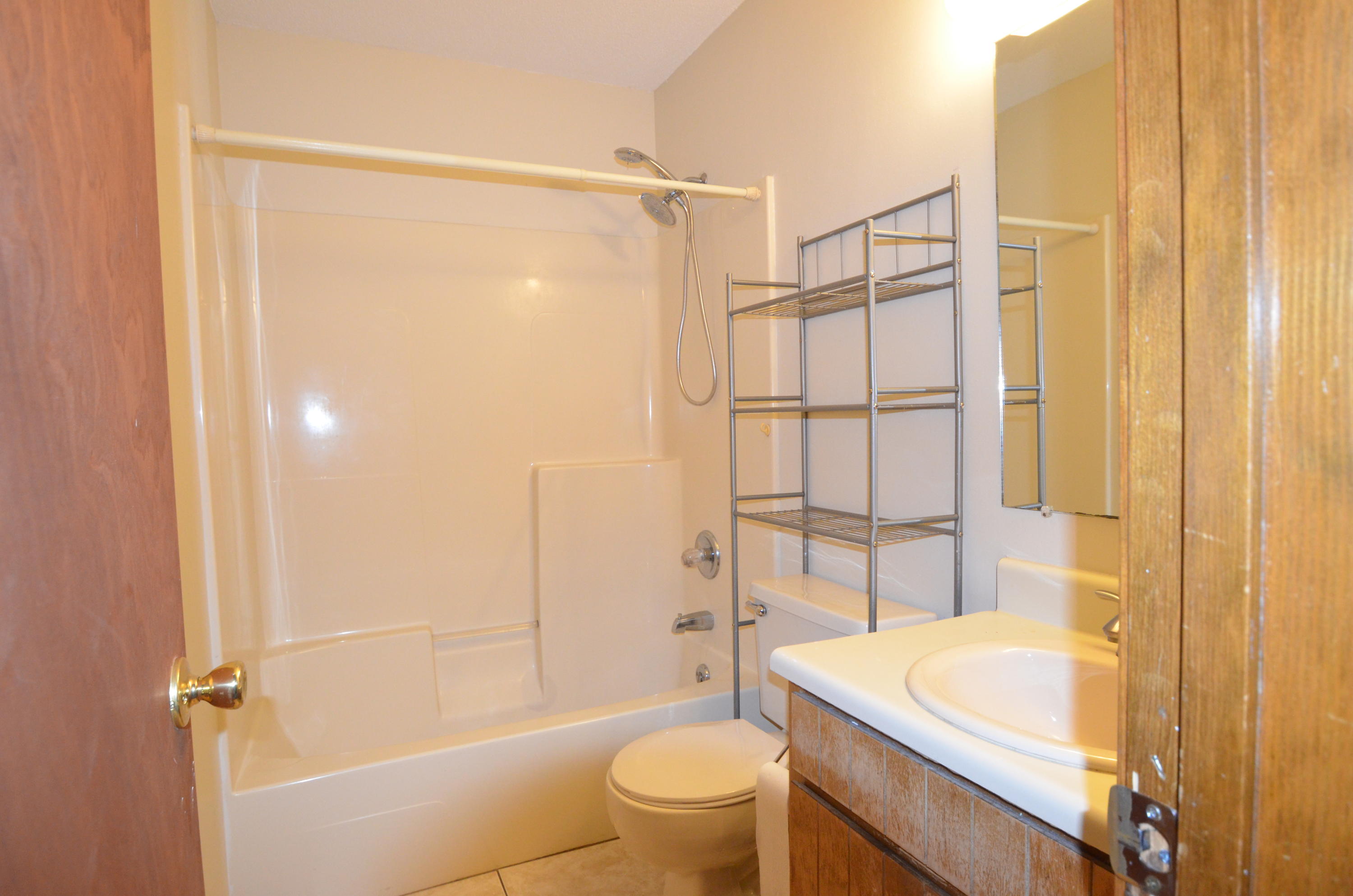 BROWNSVILLE STATION - Residential Lease