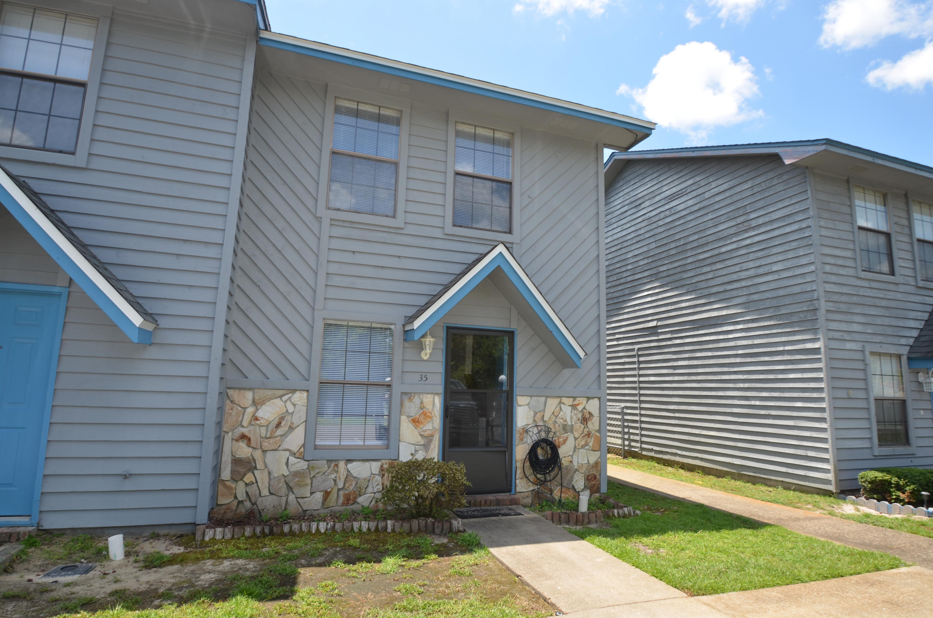 Great location for Hurlburt Field and College. This unit is away from the main street and backs up to the sparkling, in-ground pool and gazebo. Master bedroom has private balcony that faces the pool; covered patio outside of dining area for BBQ grills, relaxing.