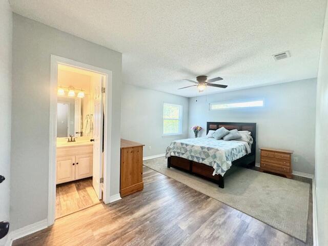 VALPARAISO VILLAGE - Residential Lease