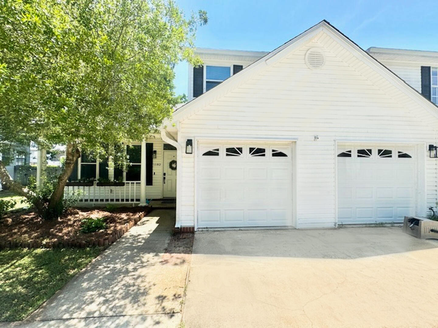VALPARAISO VILLAGE - Residential Lease