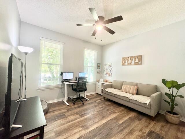 VALPARAISO VILLAGE - Residential Lease
