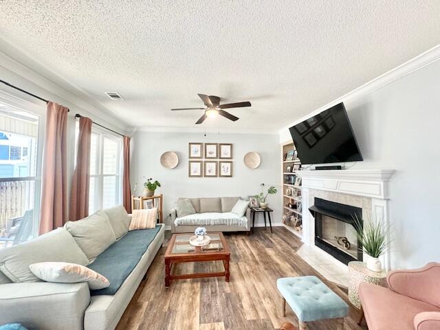 VALPARAISO VILLAGE - Residential Lease