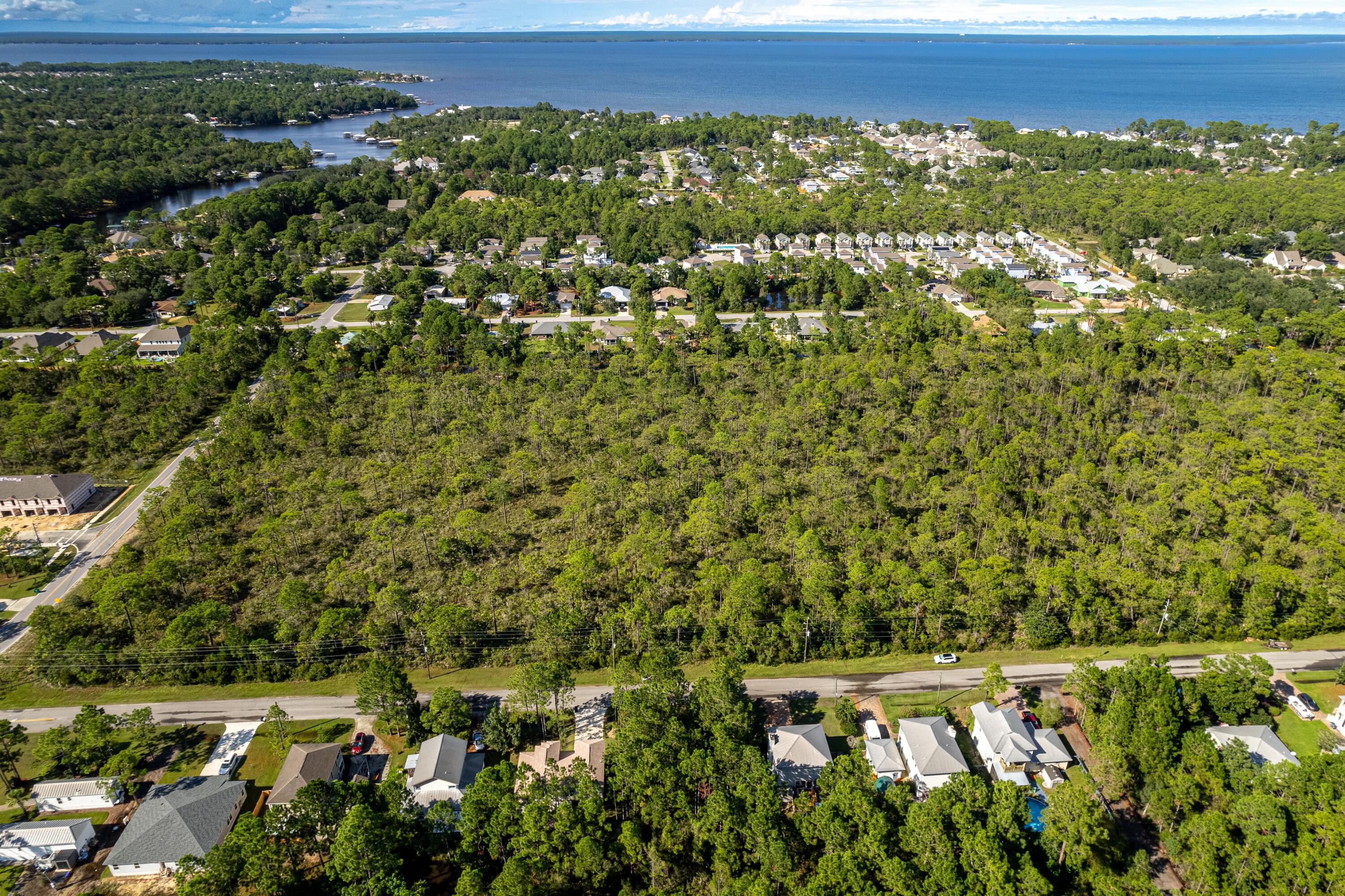 MACK BAYOU PINES S/D - Land