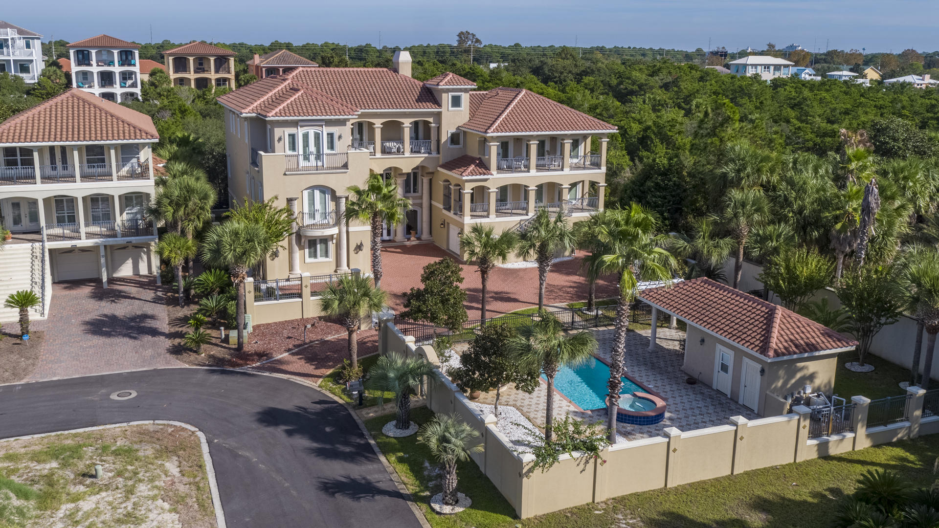 EMERALD DUNES - Residential