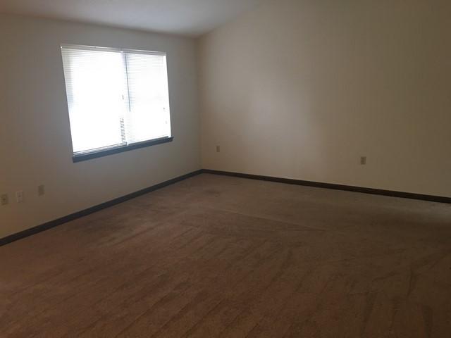 PILLAR OAKS - Residential Lease