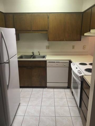 PILLAR OAKS - Residential Lease