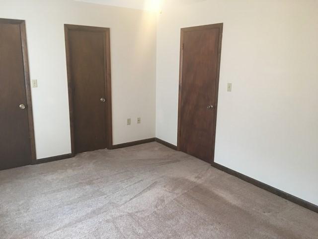 PILLAR OAKS - Residential Lease