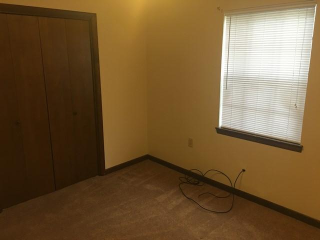 PILLAR OAKS - Residential Lease