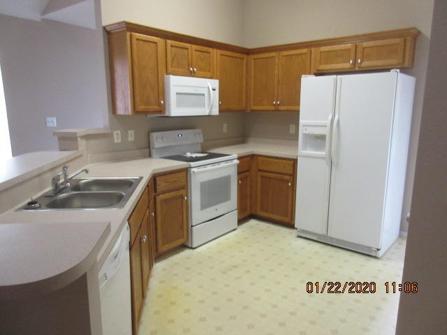 HUNTERS RUN S/D - Residential Lease