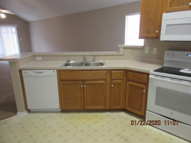 HUNTERS RUN S/D - Residential Lease