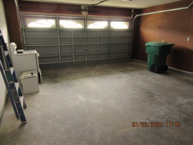 HUNTERS RUN S/D - Residential Lease