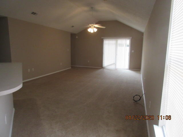 HUNTERS RUN S/D - Residential Lease