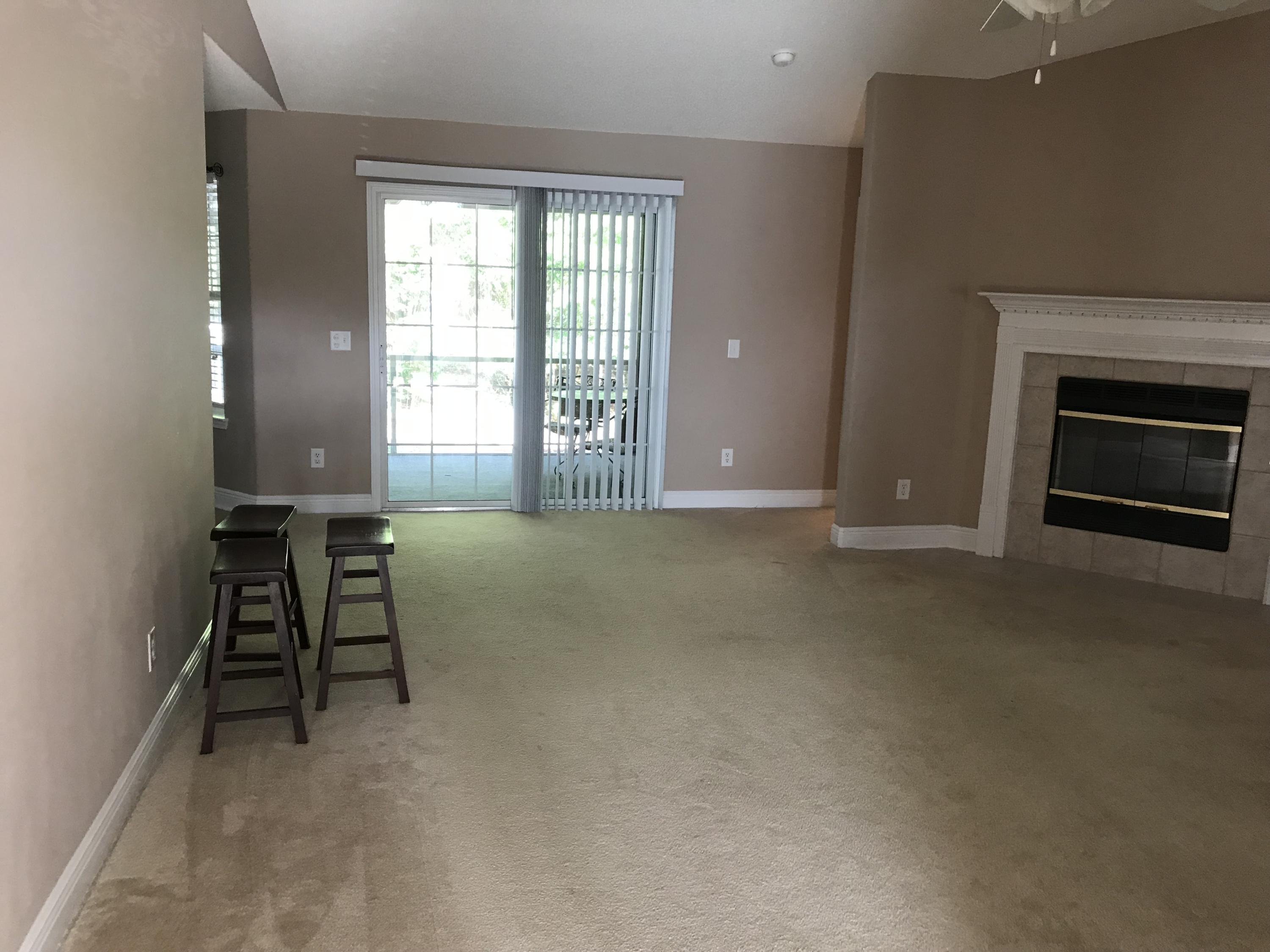 Fox Valley - Residential Lease