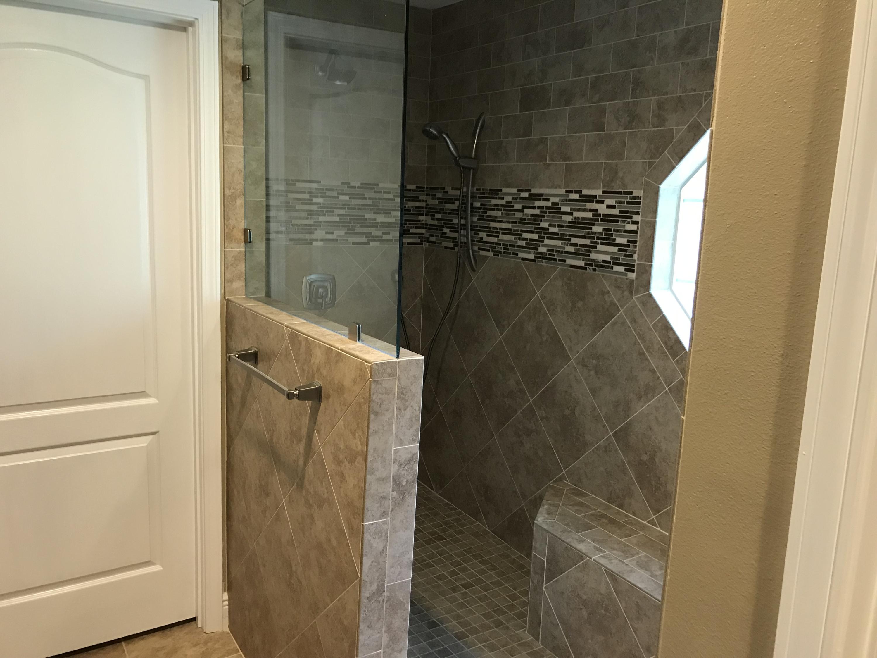 Fox Valley - Residential Lease