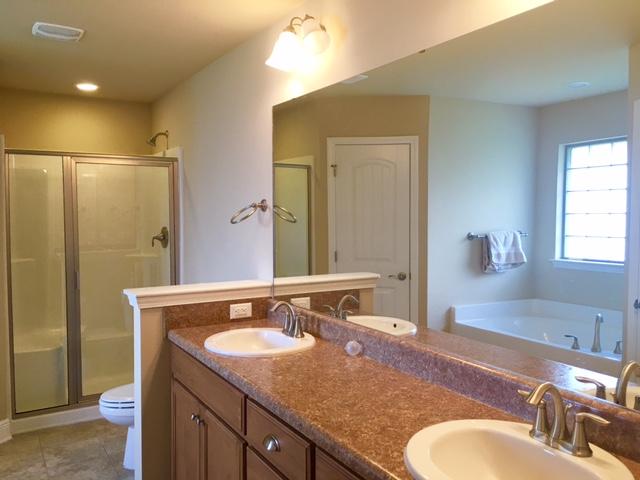 SILVER CREEK ESTATES - Residential Lease