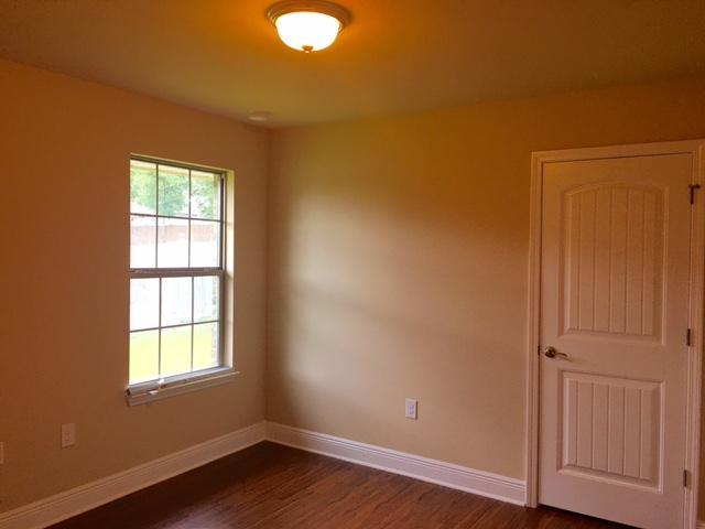 SILVER CREEK ESTATES - Residential Lease