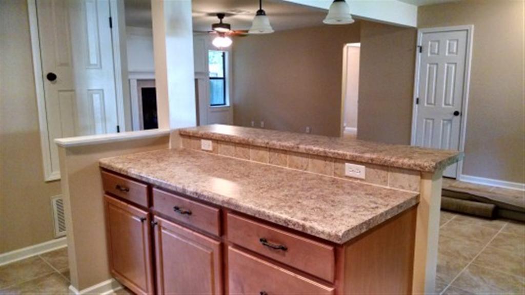 PINE MEADOWS ADD #2 LOT 3 BLK C - Residential