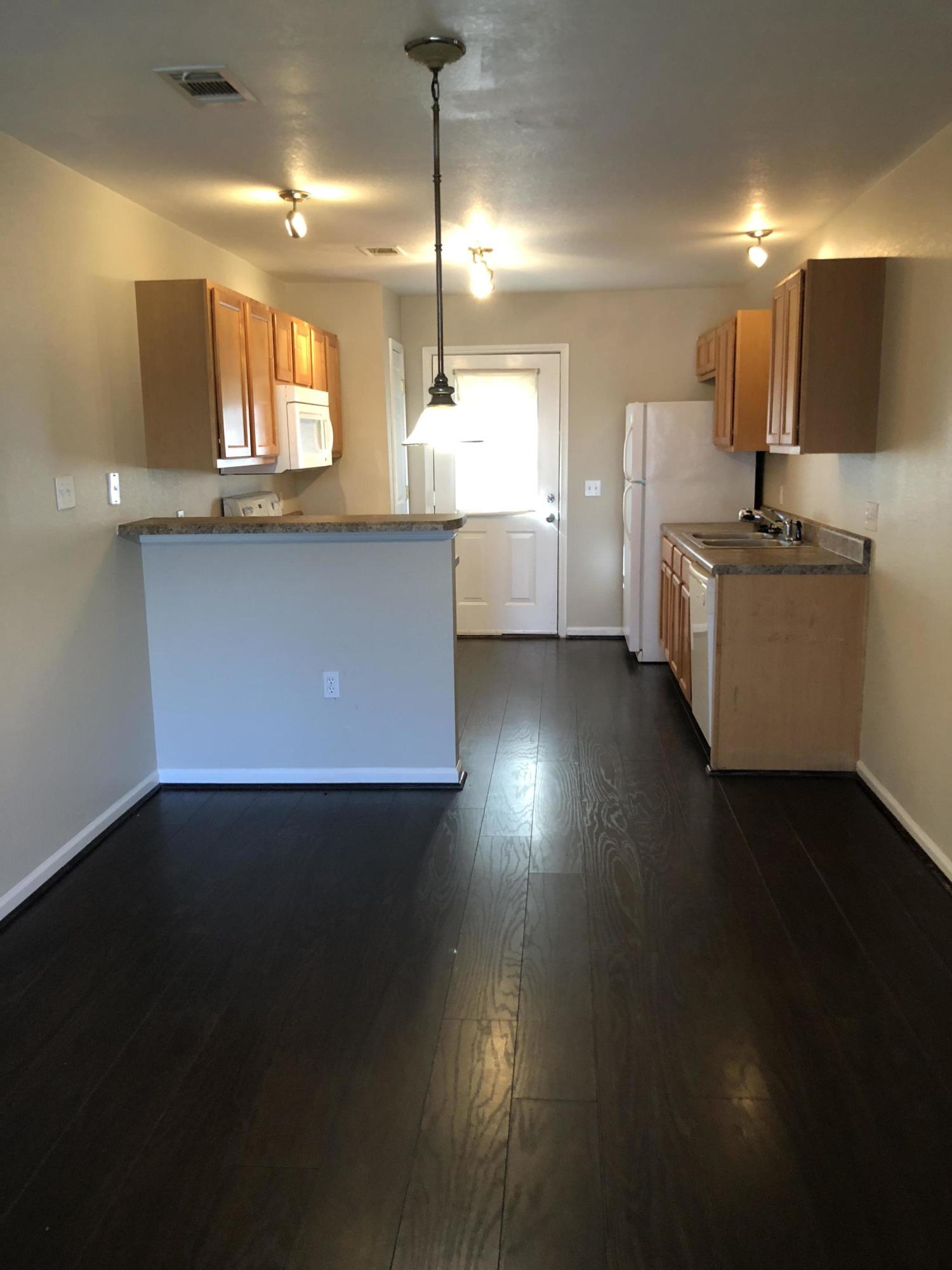 QUAIL LAKE - Residential Lease
