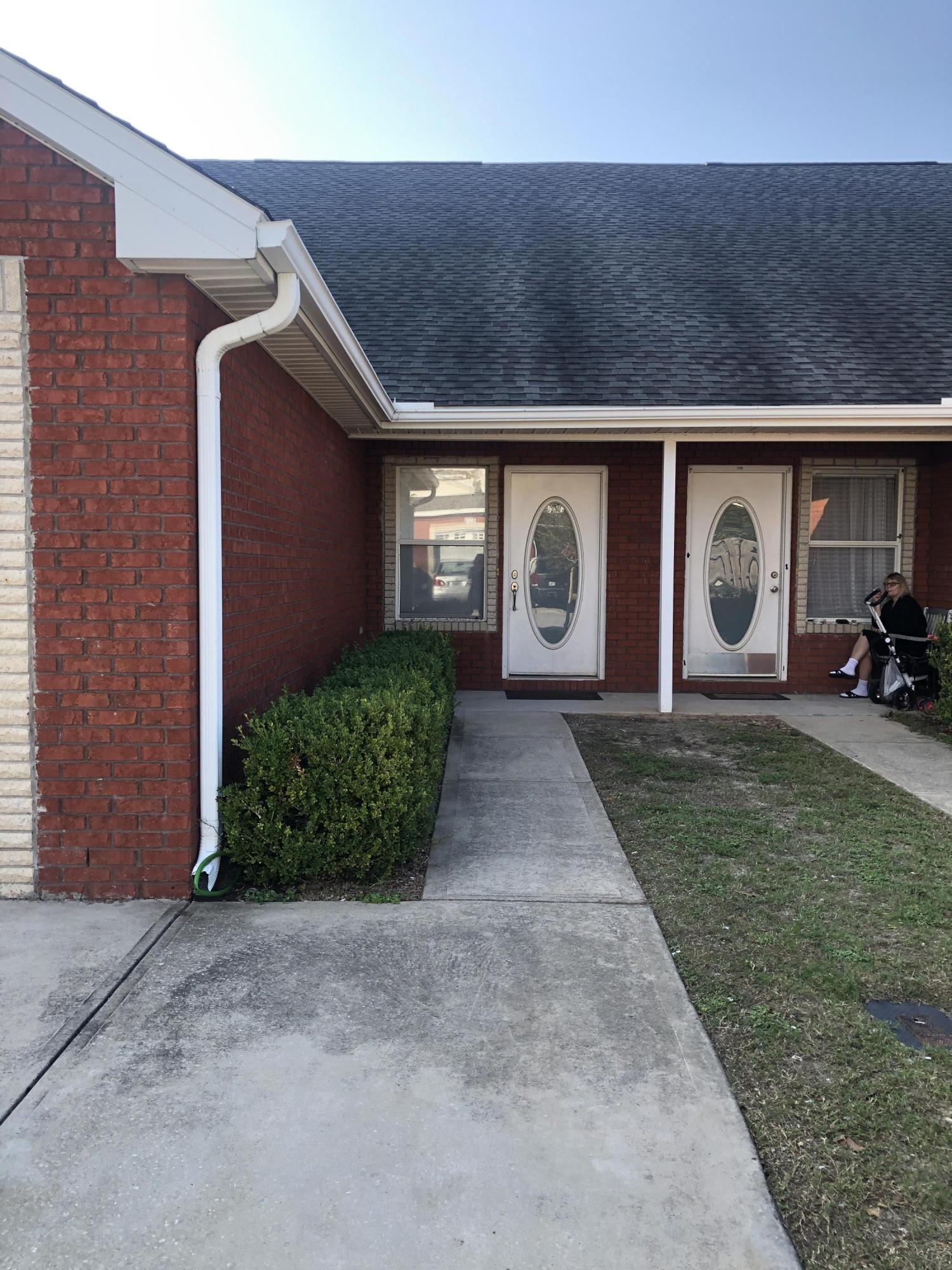 QUAIL LAKE - Residential Lease