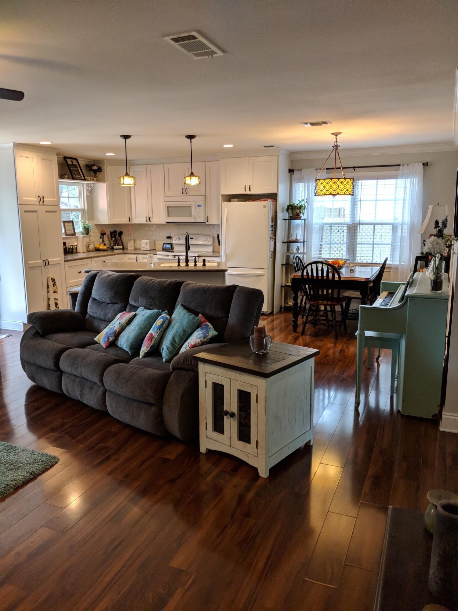 CREEKSIDE 2 - Residential Lease