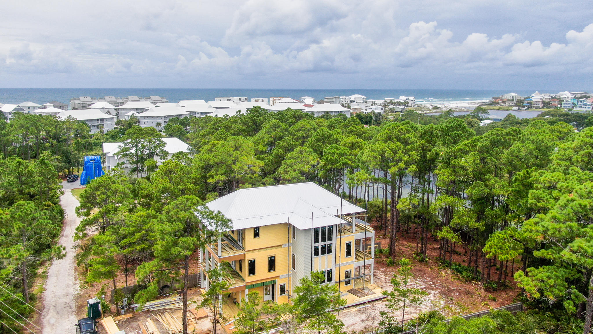 EASTERN LAKE ESTATES - Residential