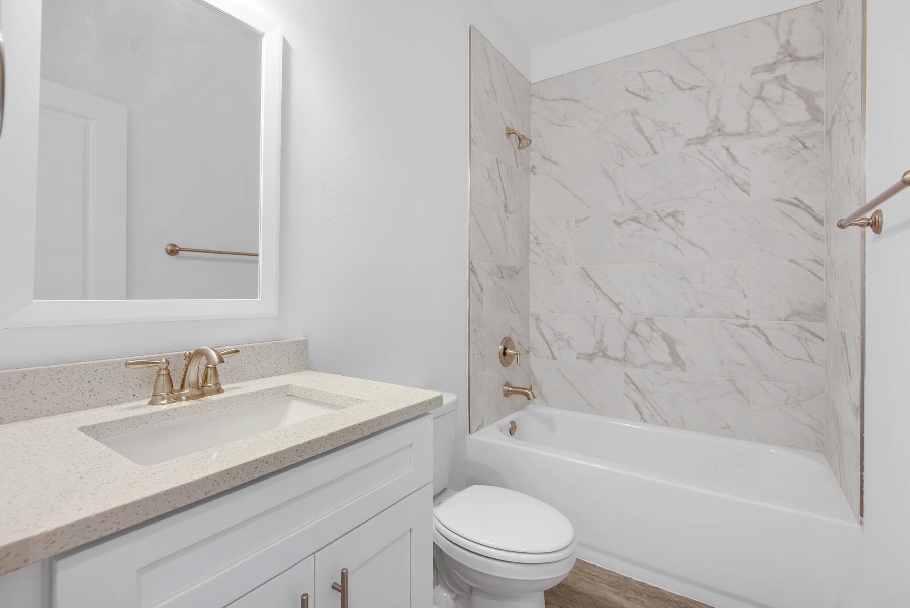 VERANDAS AT FREEPORT - Residential Lease