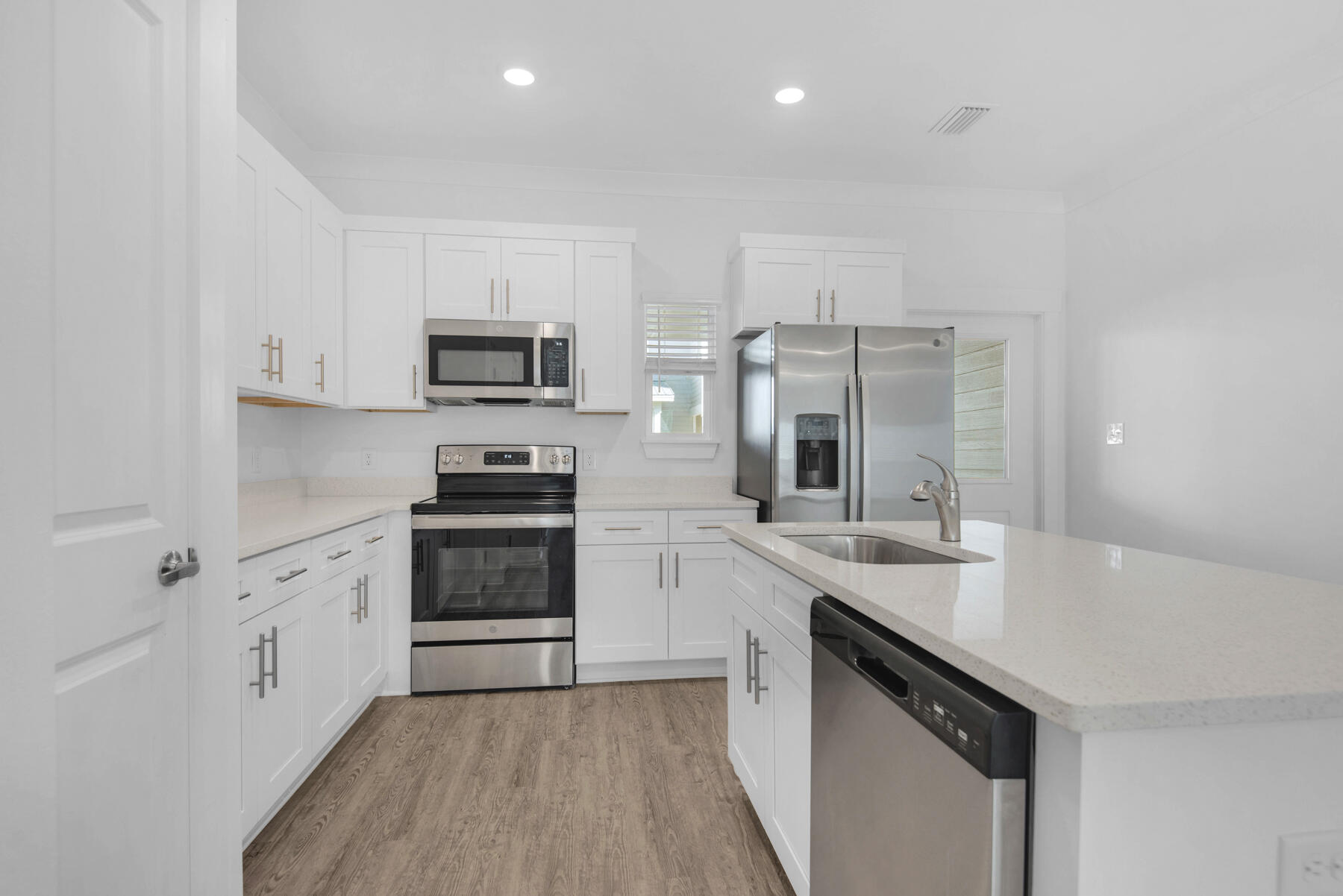 VERANDAS AT FREEPORT - Residential Lease