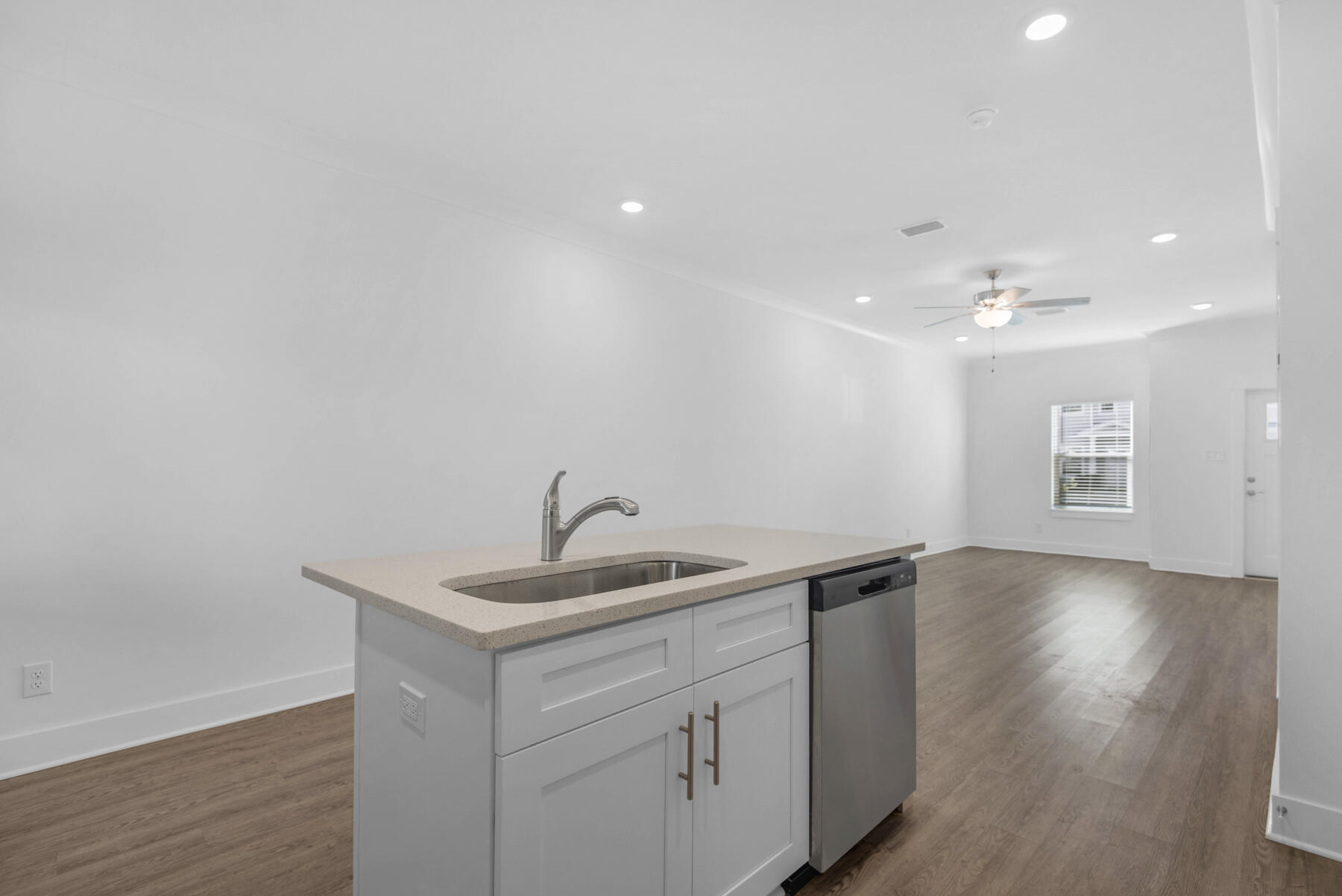 VERANDAS AT FREEPORT - Residential Lease