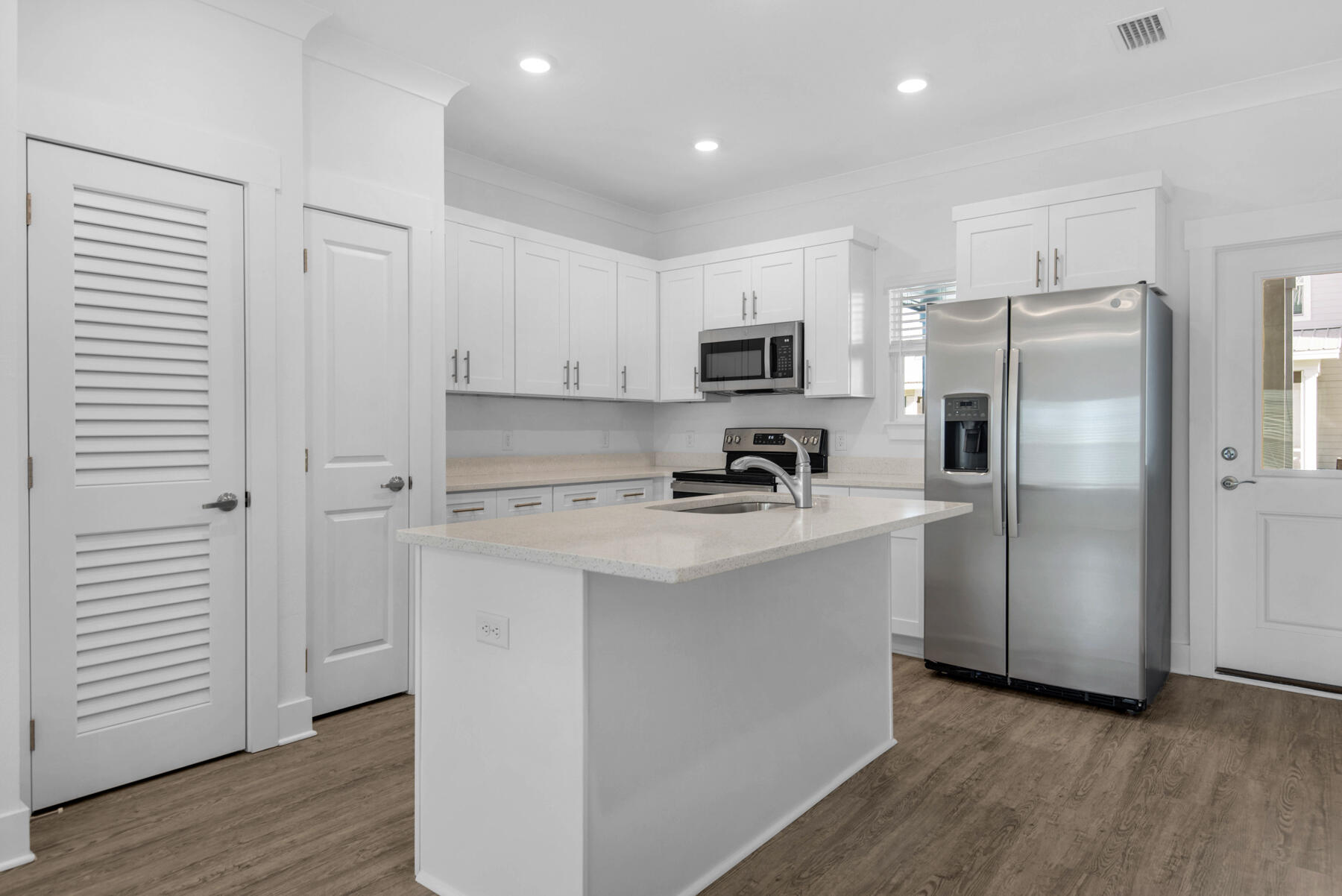 VERANDAS AT FREEPORT - Residential Lease