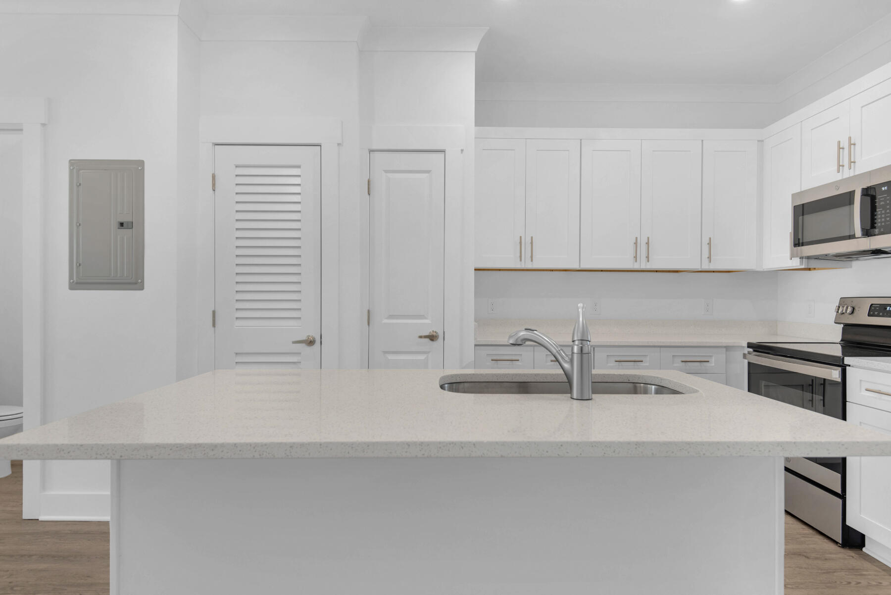 VERANDAS AT FREEPORT - Residential Lease