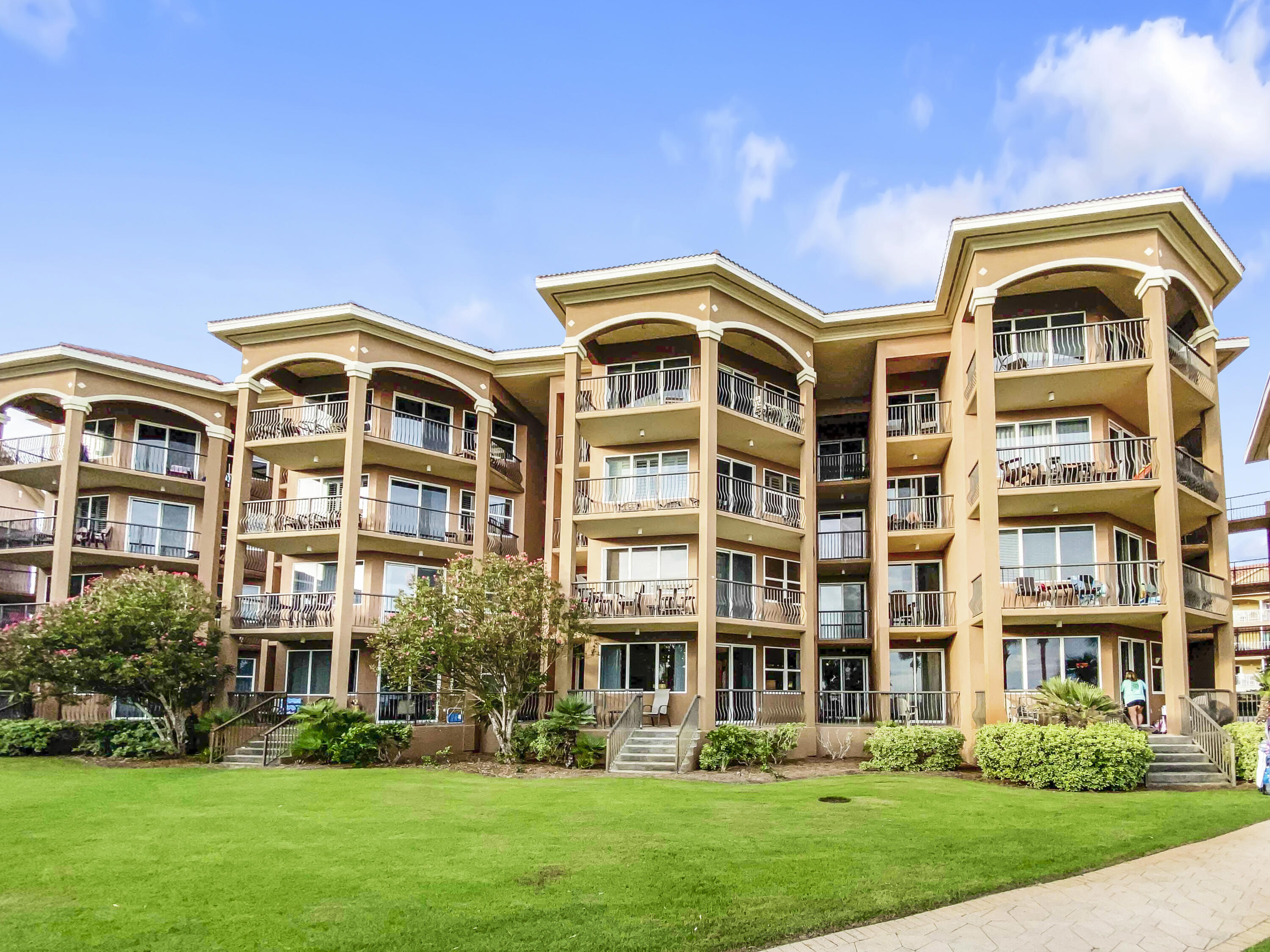 MEDITERRANEA - Residential
