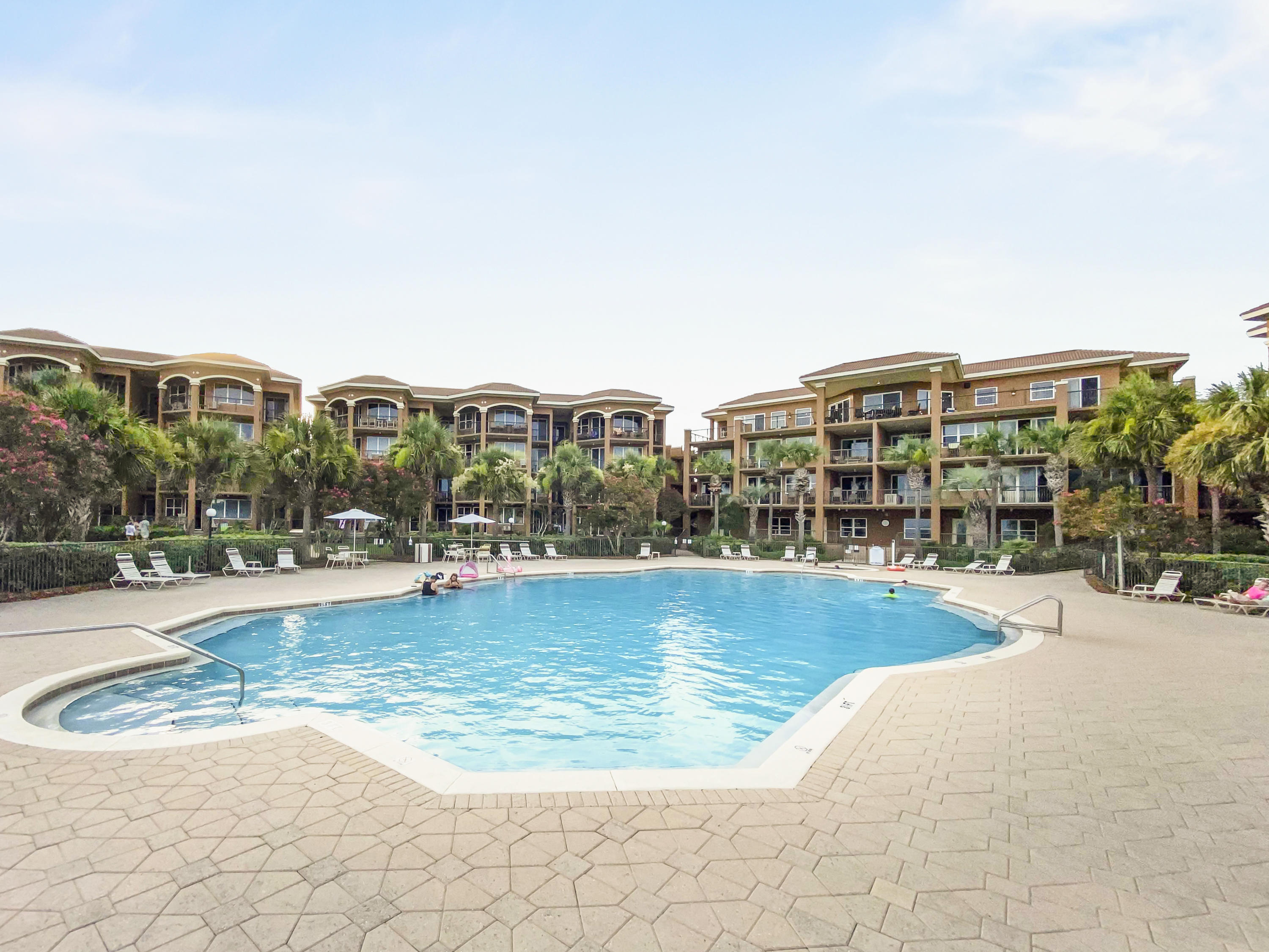 MEDITERRANEA - Residential