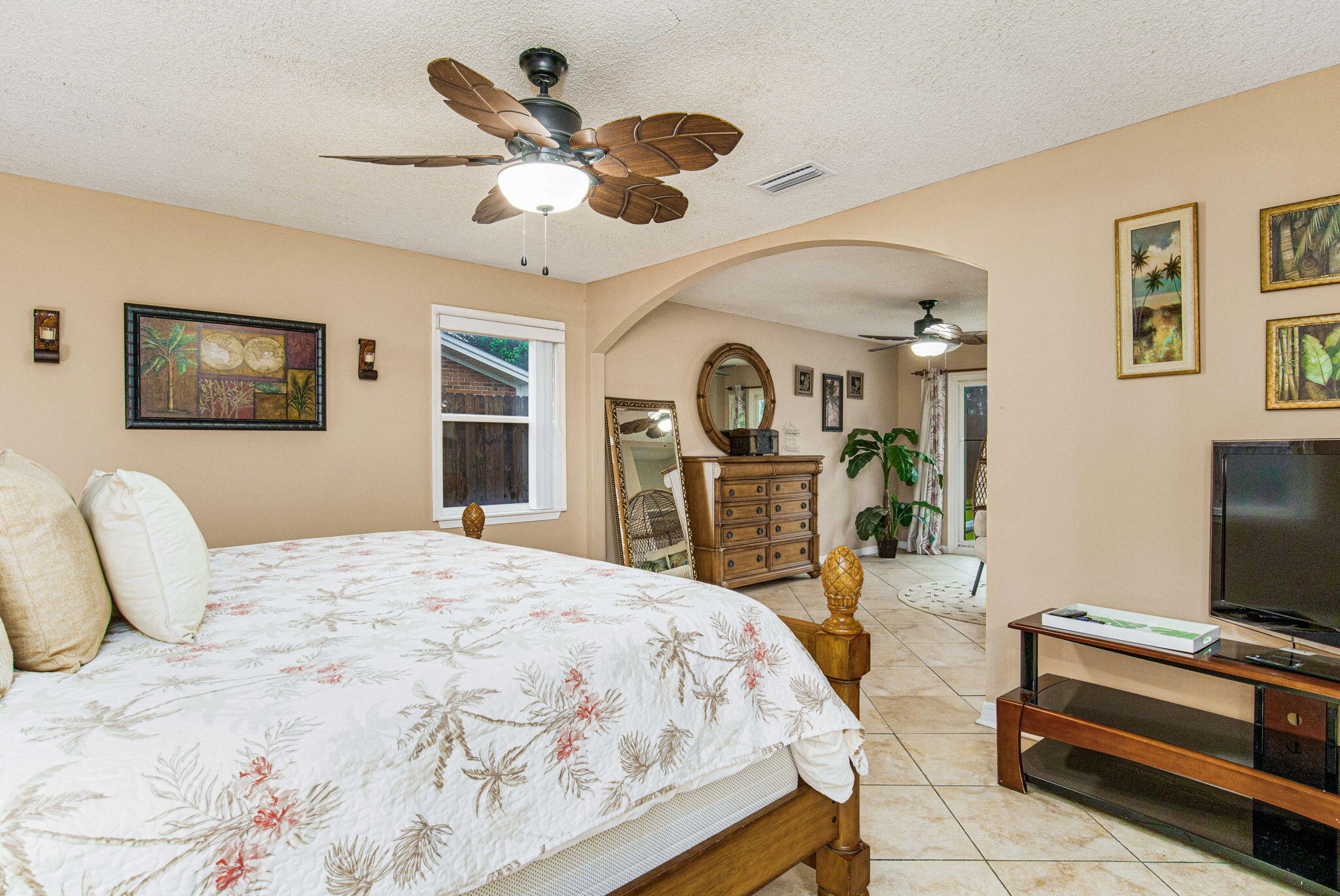 GRANDE LAGOON NORTH - Residential