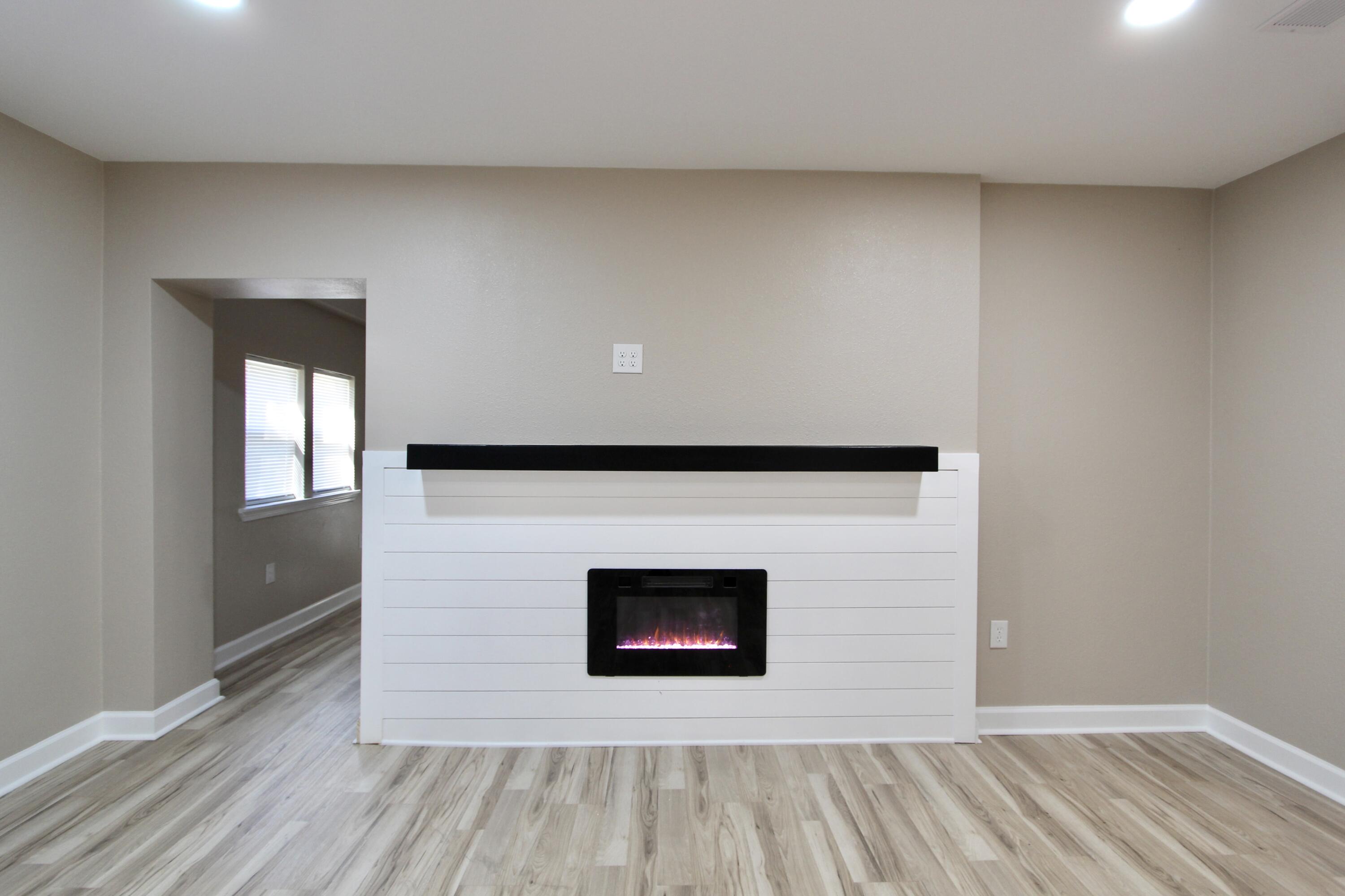 WEST HILL - Residential Lease