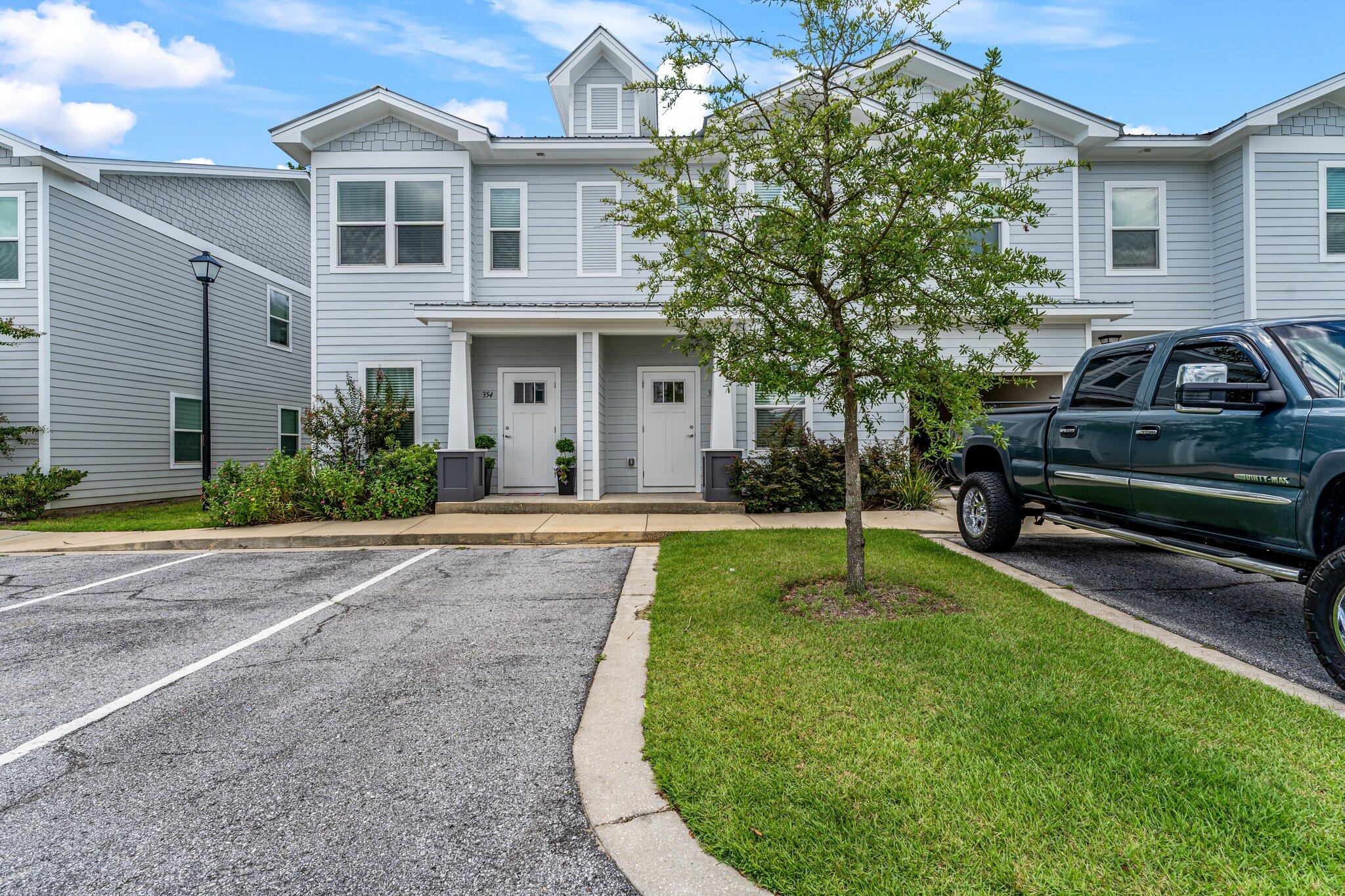 The Verandas of Freeport provides a tranquil, relaxed lifestyle with the luxury of the beautiful white sandy beaches just down the road. You won't want to miss out on this opportunity! Covered back porch area, quartz counter tops, LVP flooring throughout, all stainless appliances, mini blind window coverings, community pool, 3 beds / 2.5 baths. Vista Floor plan!
***Pictures are stock from exact floor plan. Finishings, interior colors and upgrades may vary.