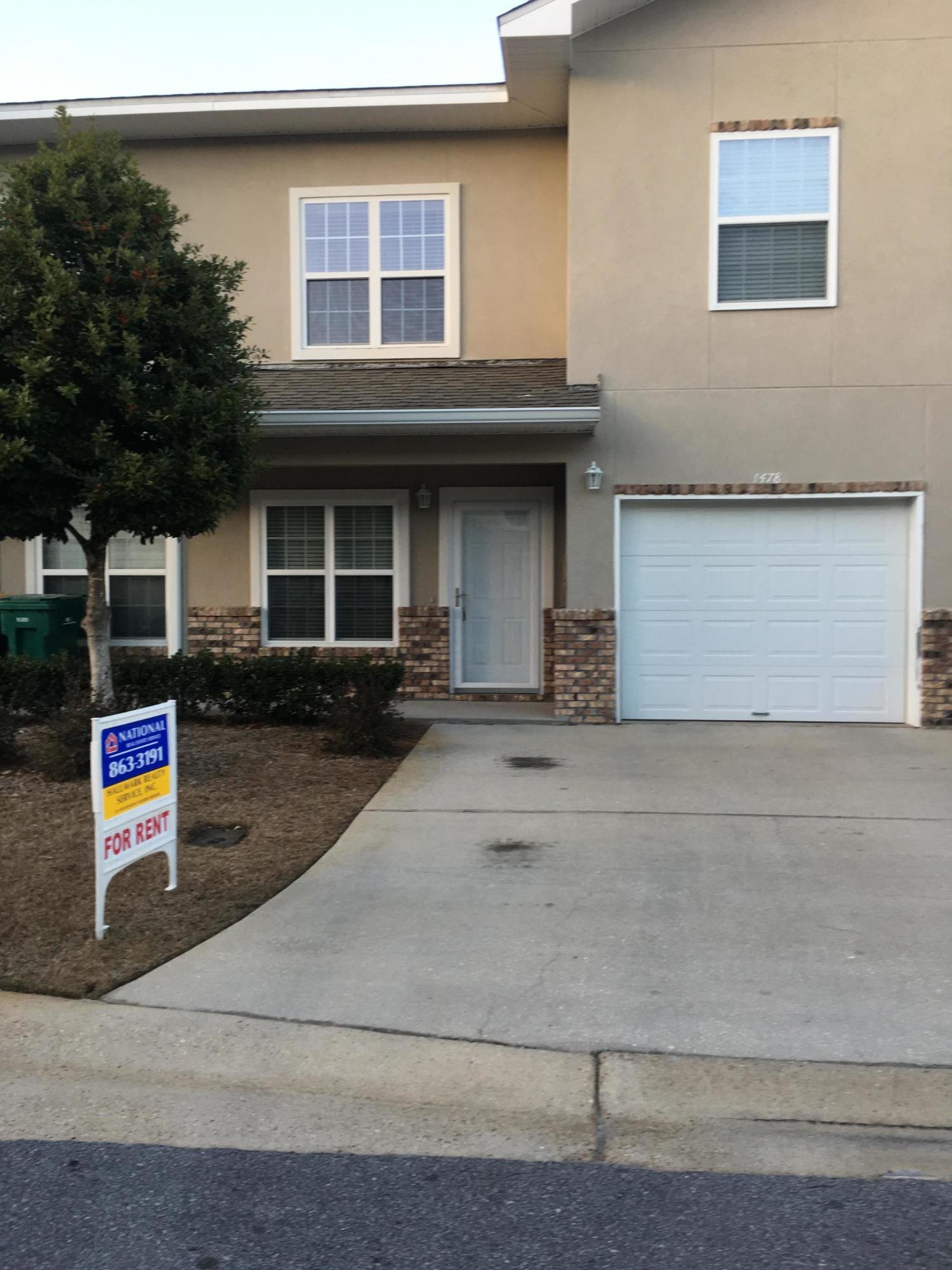 Granite counters in the eat-in kitchen, maple cabinets, center island, oversized laundry room, lots of storage under the stairs, huge master suite.

CALL BARBARA KELLY 850-863-3191 FOR INFORMATION