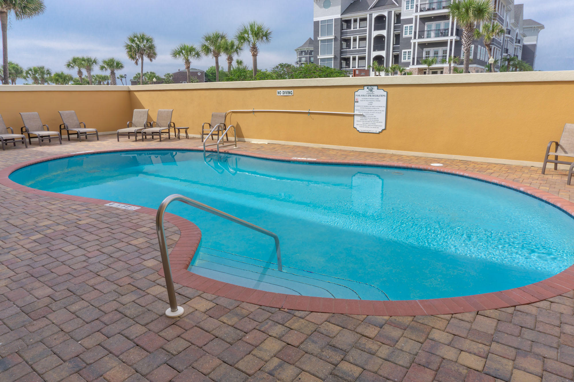CORAL REEF CLUB PH 1 - Residential