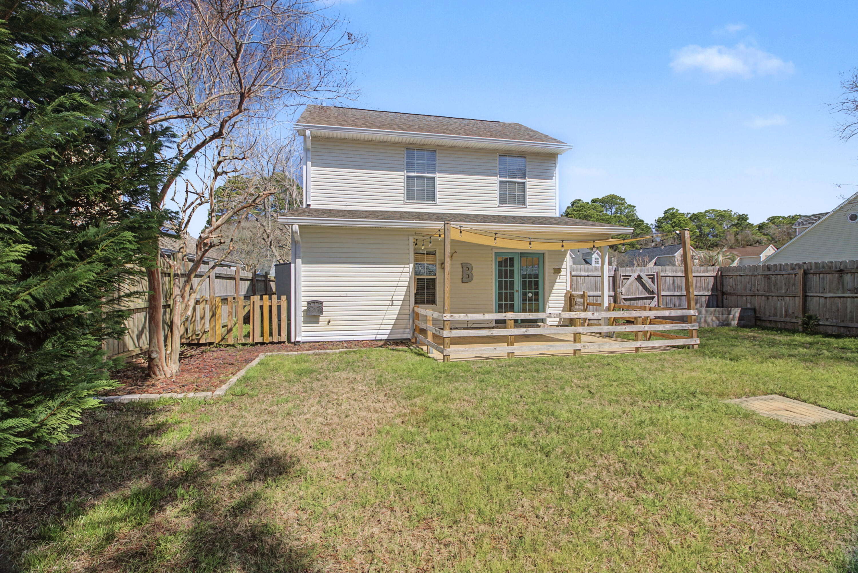 QUAIL RIDGE LANDING - Residential