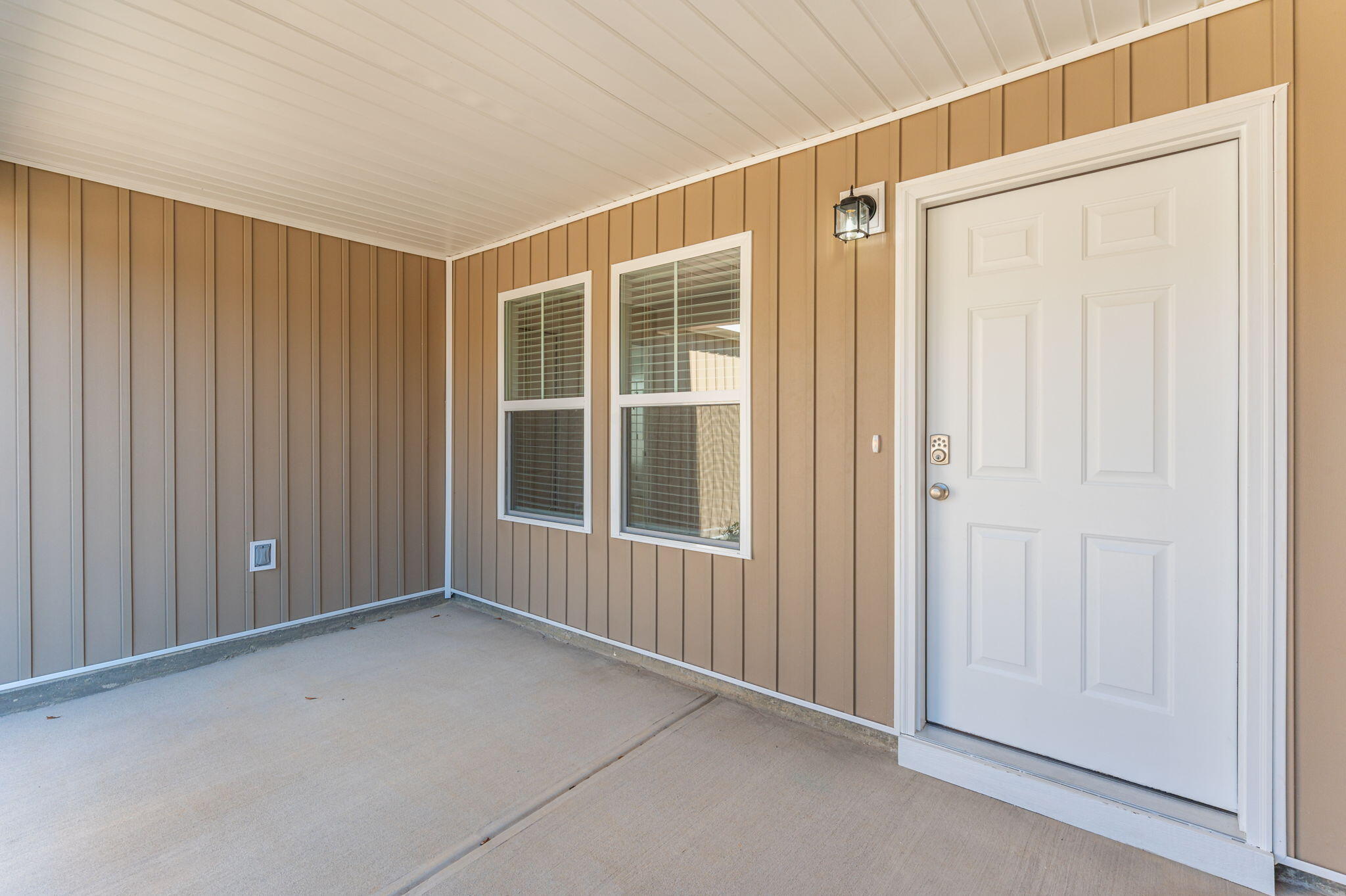 METES & BOUNDS - Residential Lease