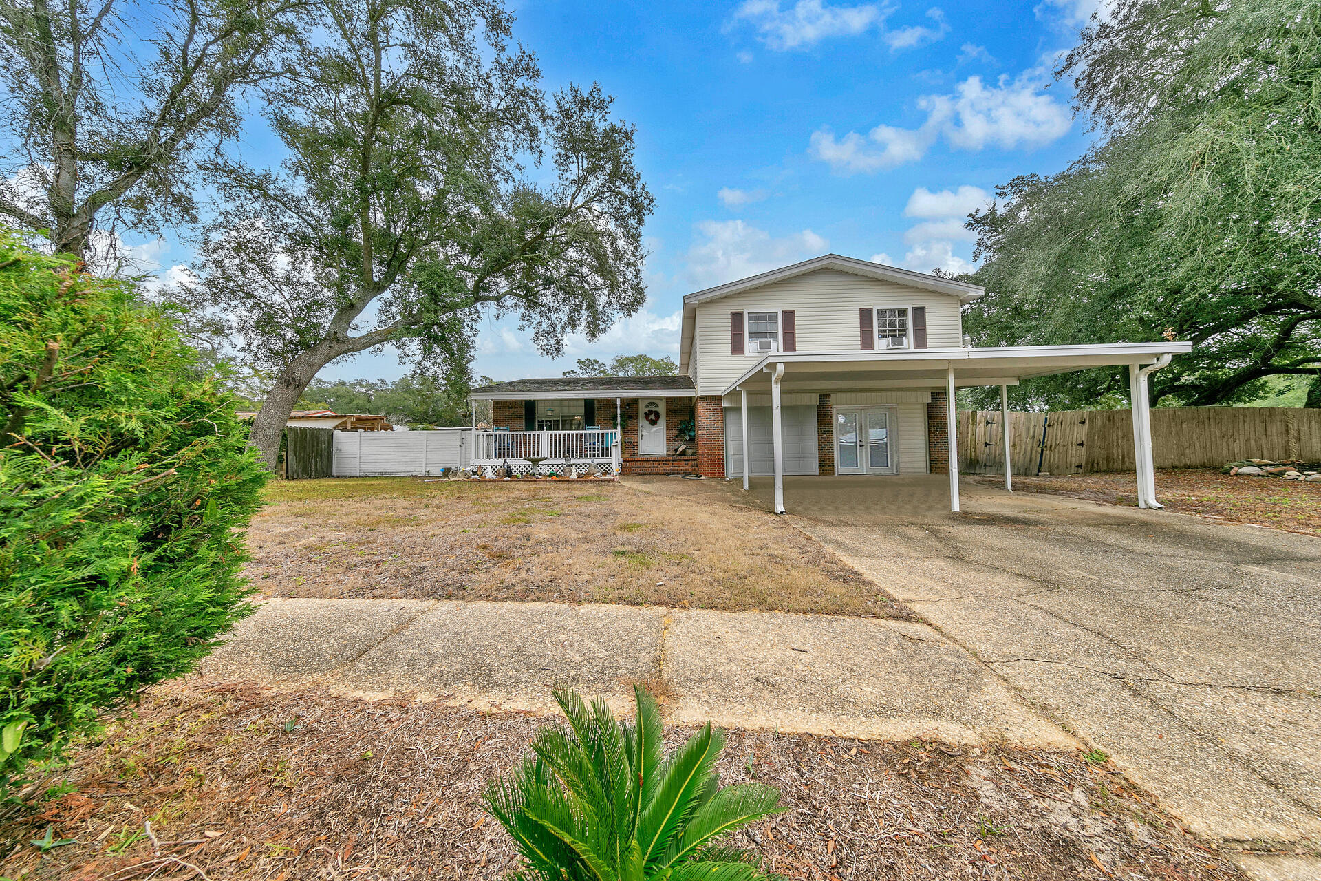 BERKSHIRE WOODS - Residential
