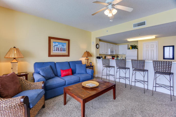 MAJESTIC BEACH TOWERS I - Residential