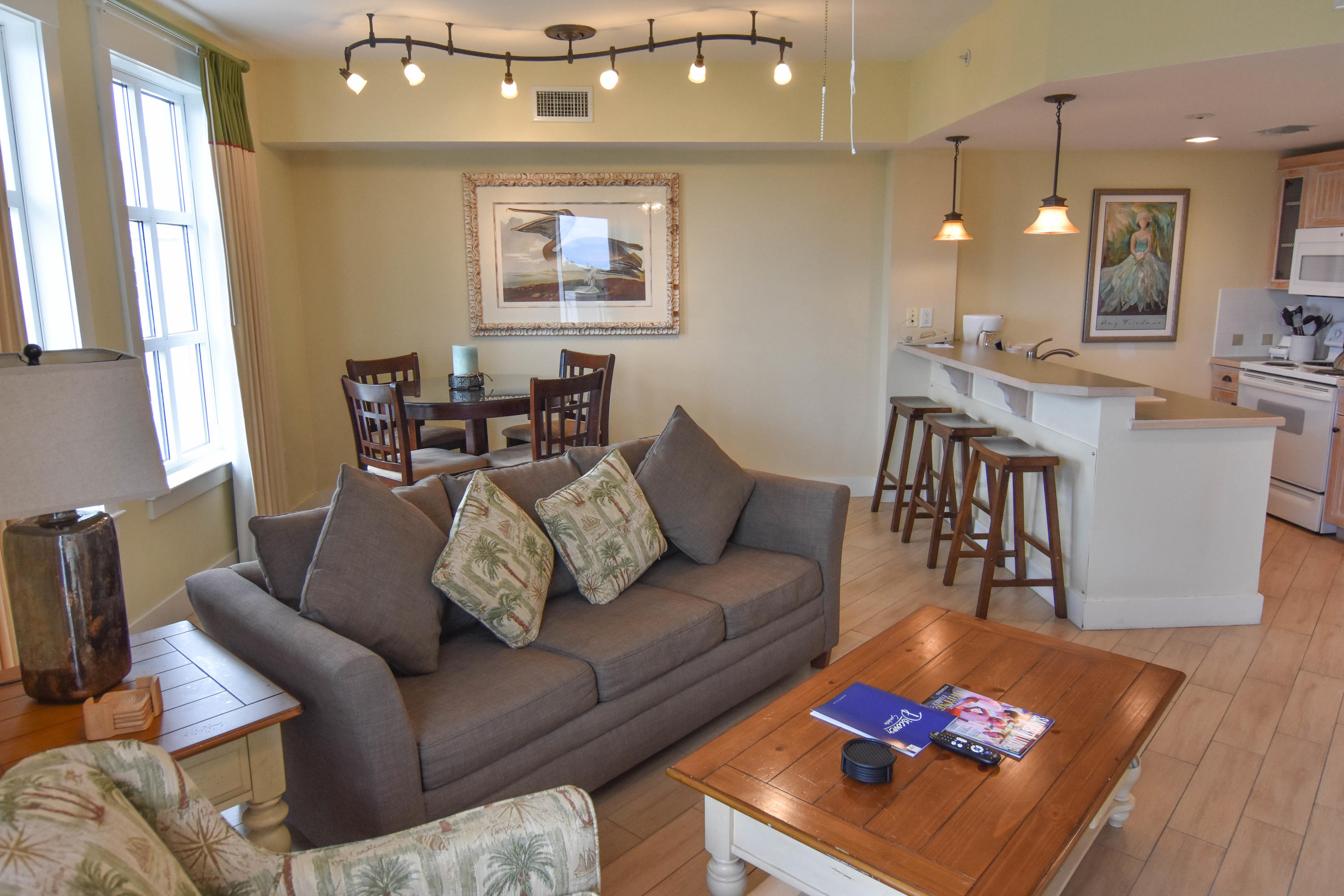 PILOT HOUSE - Residential