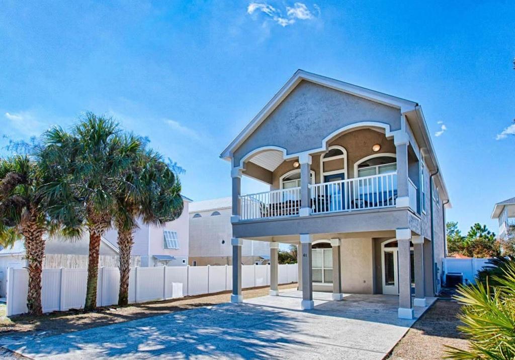 GULF SHORE MANOR - Residential