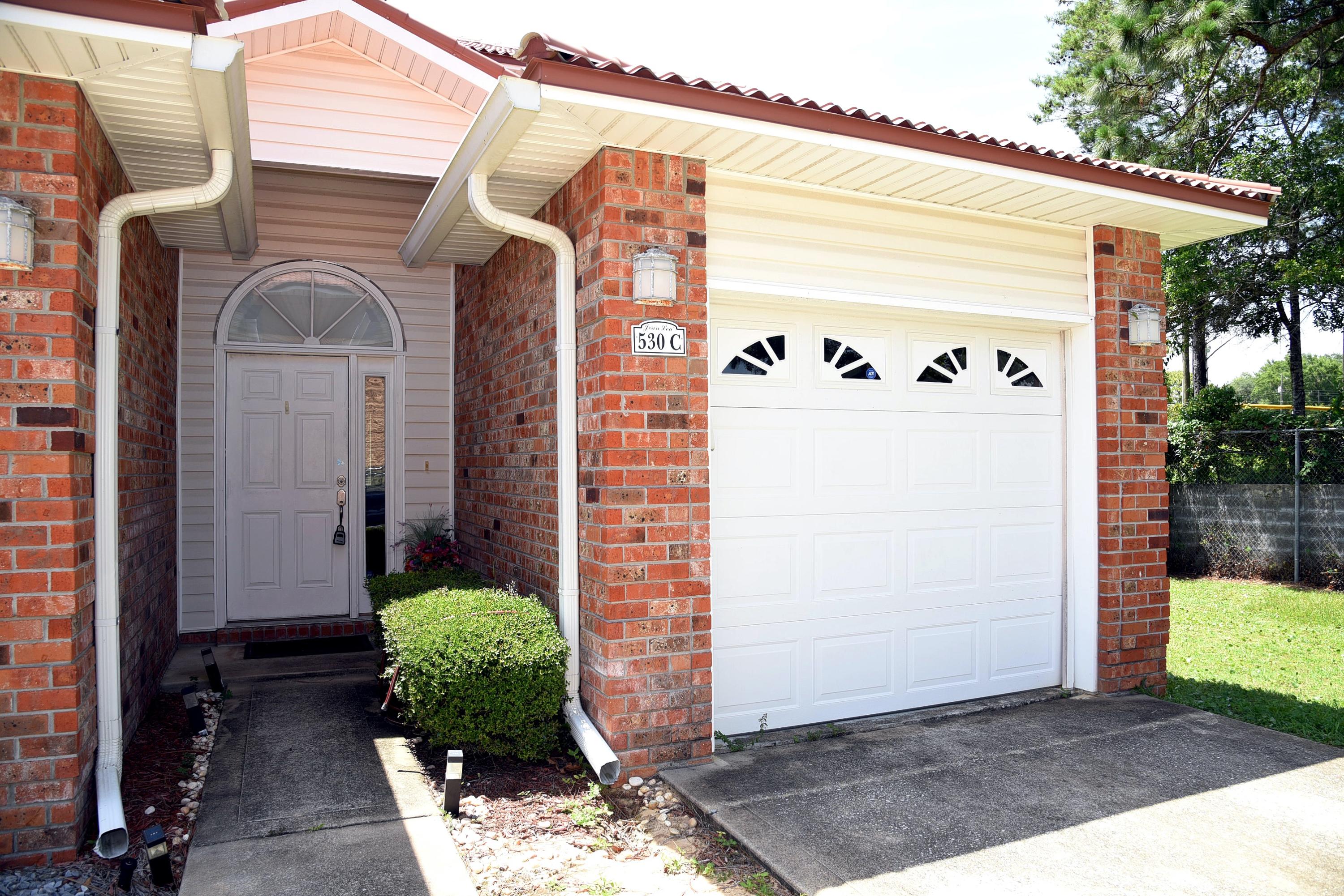 Great Townhouse near Bases, Shops, Schools and Beaches. Laminate Wood Flooring in all downstairs living area, Tile in the Laundry Room and Carpets in Bedrooms. Downstairs has Half Bath. Living/Dining Area with door to covered patio. Kitchen with all appliances (ice maker not warranted). Breakfast Bar. Crown Molding in all room. Two Bedrooms upstairs share a Bath. Spacious walk in closet. NON SMOKING UNIT. NO PETS. Any person 18 years old or older must apply separately. Tenants required to carry renter's liability insurance.