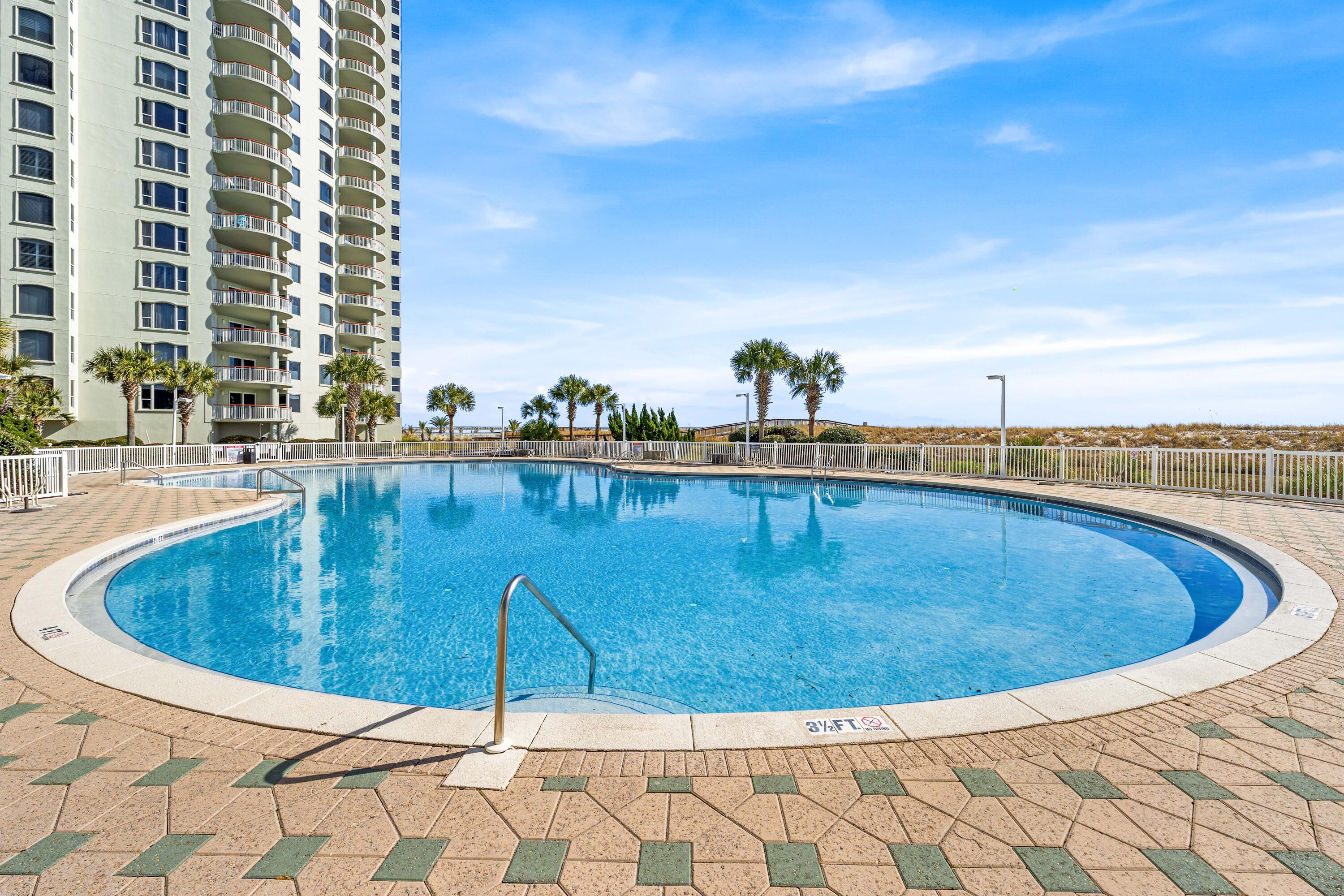 BEACH COLONY RESORT - Residential