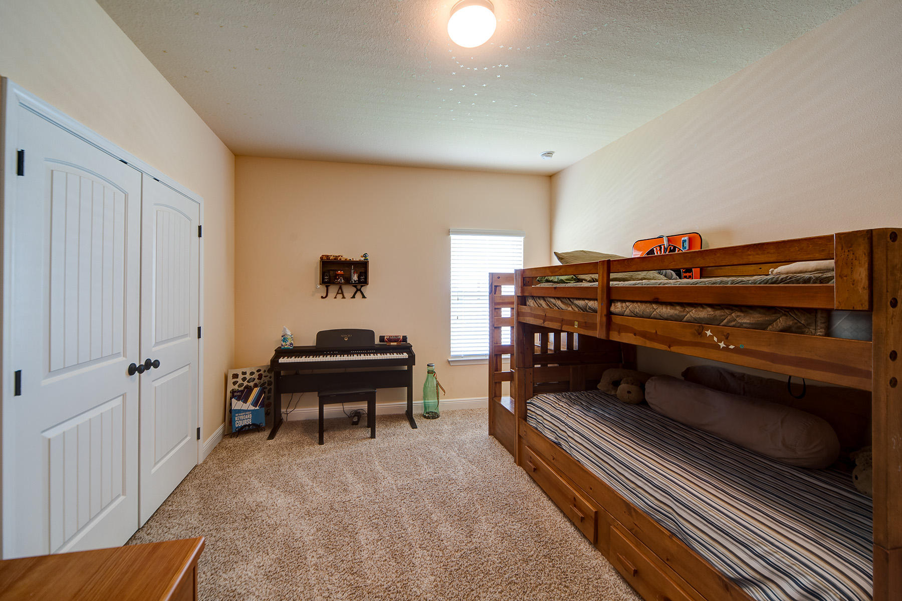 HAMMOCK BAY - Residential Lease