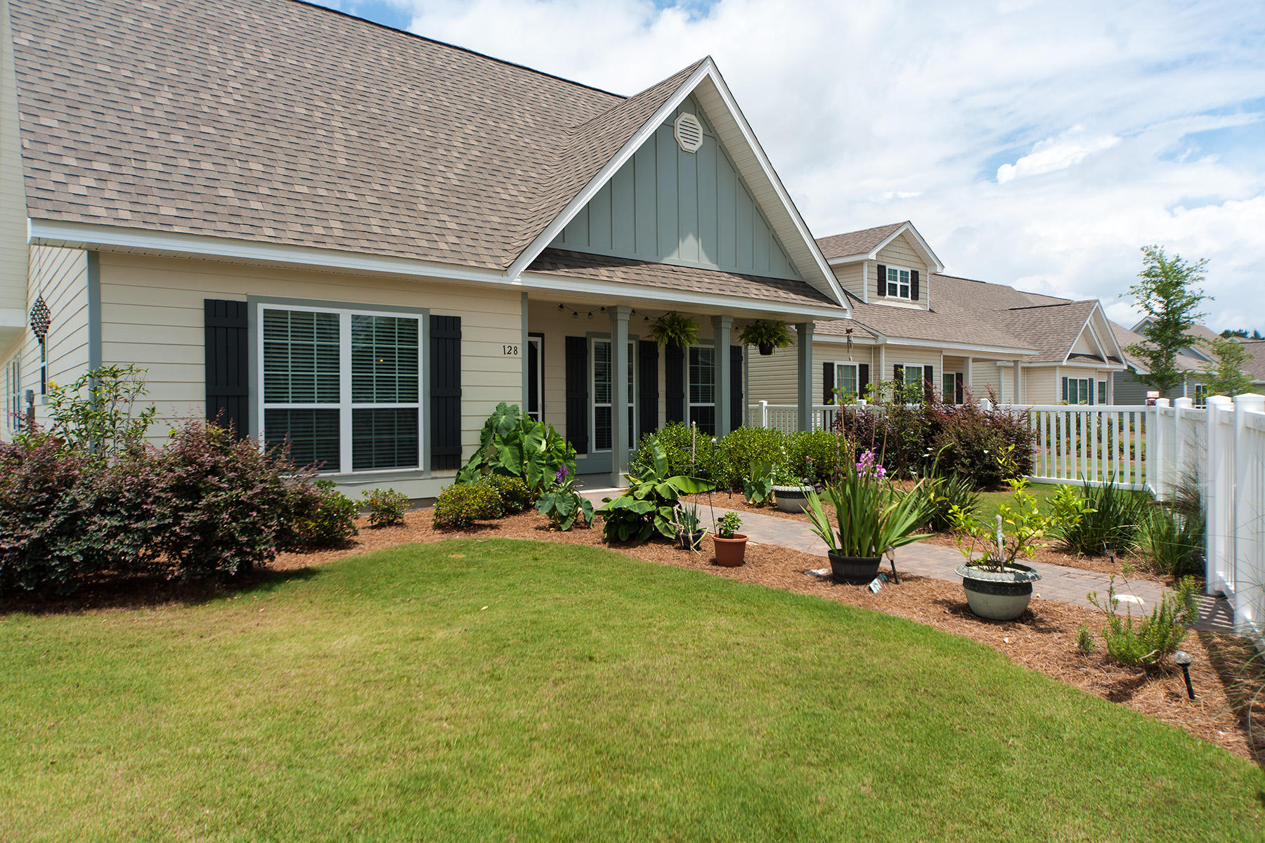 HAMMOCK BAY - Residential Lease