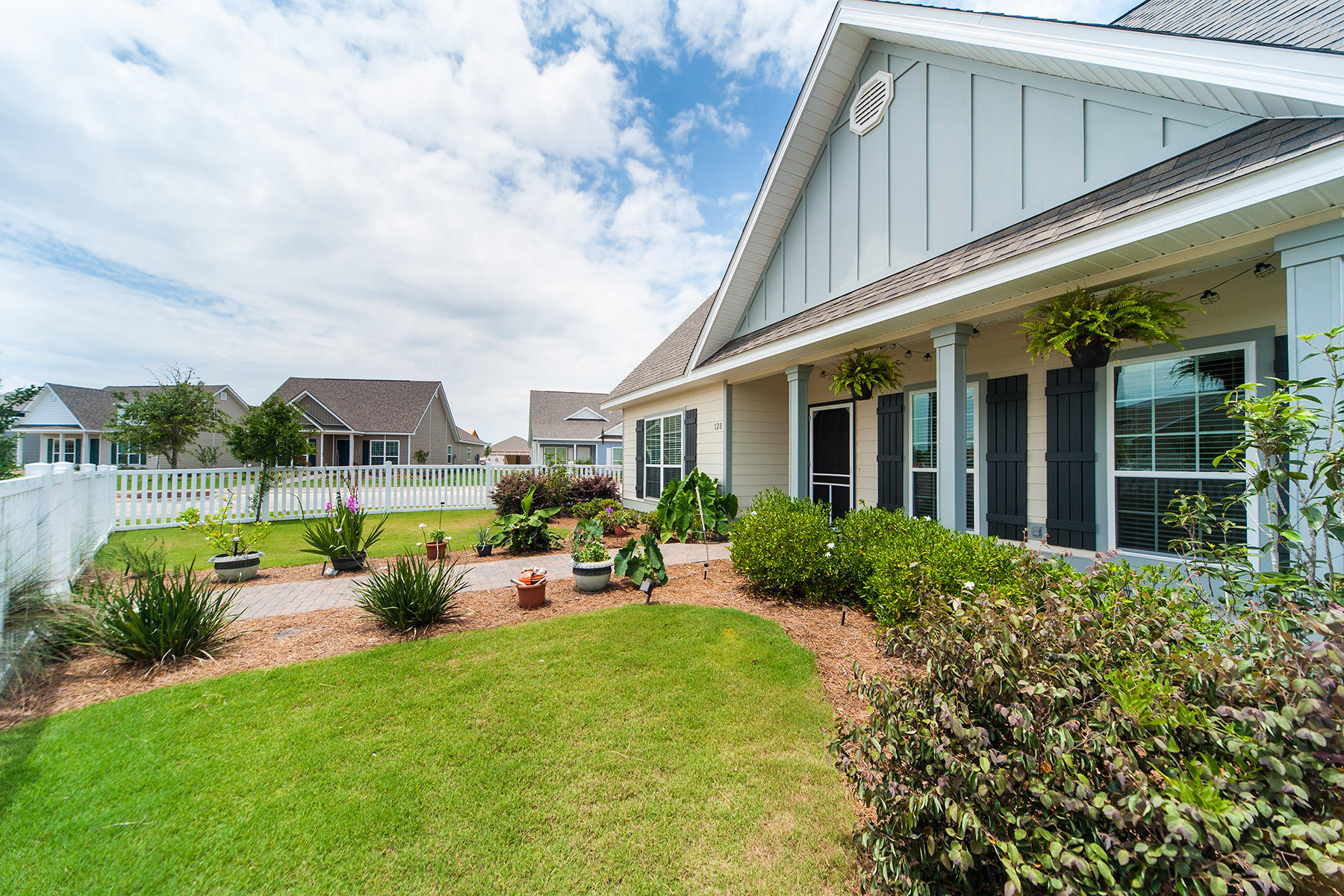HAMMOCK BAY - Residential Lease